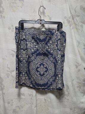 G.H. Bass & Co. Navy Mini Skirt with Cream Floral Medallion Print